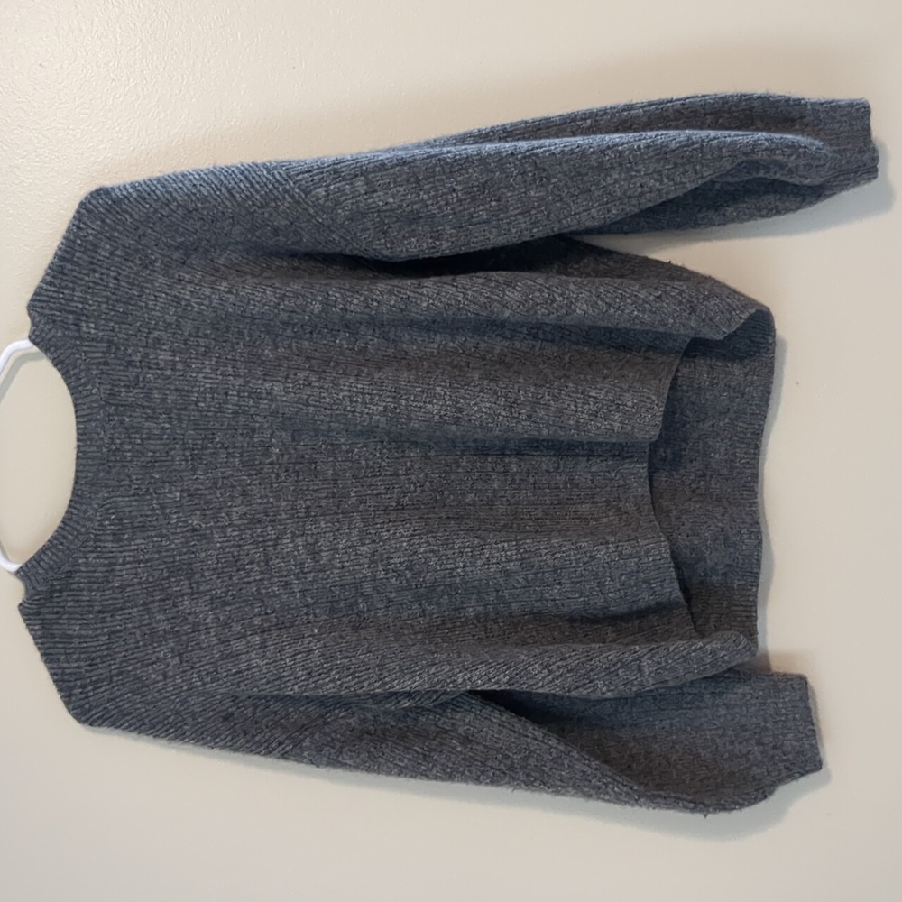 DKNY Heather Grey Super Soft Scoop Neck Grey Long Sleeve Sweater Large